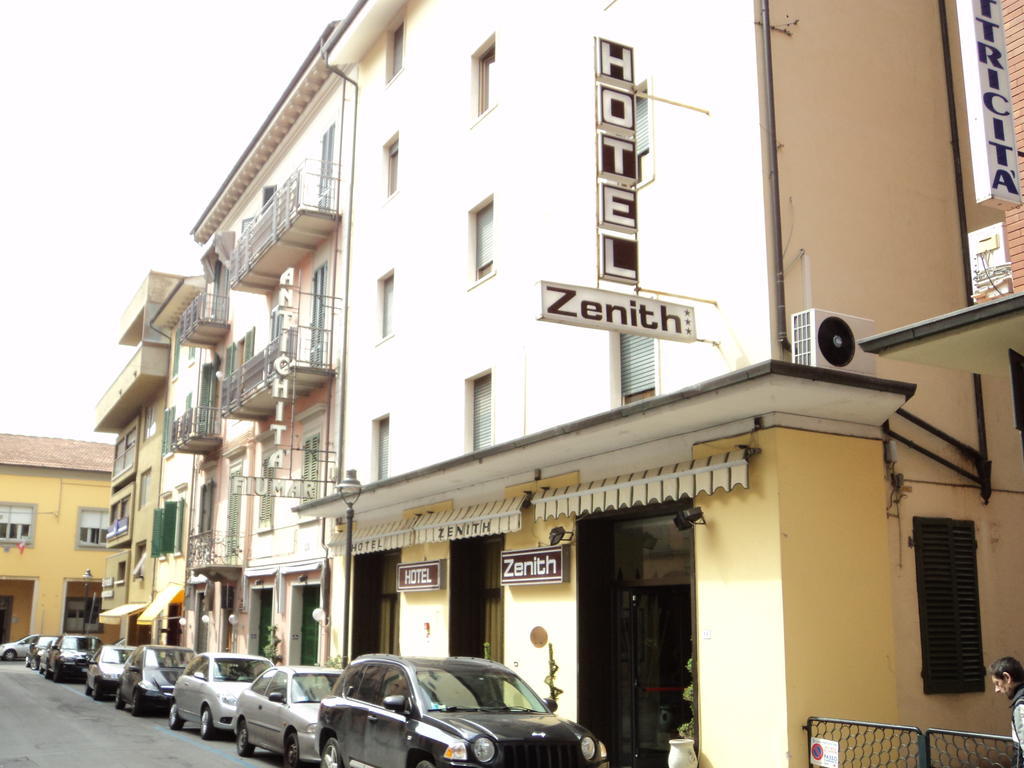 蒙特卡蒂尼泰尔梅 Zenith酒店 外观 照片